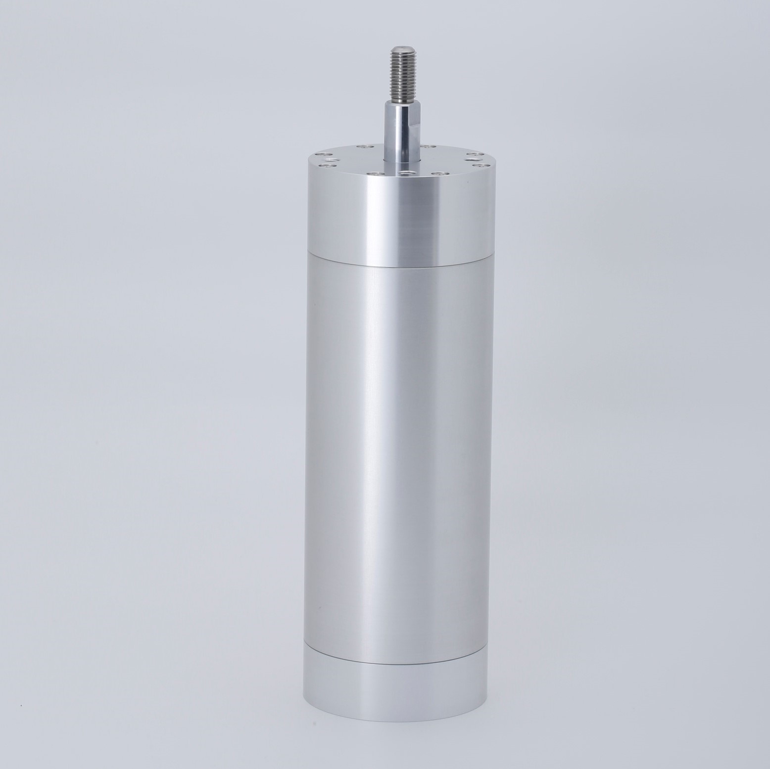 Low friction resin packing cylinder